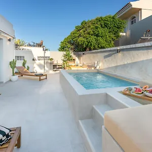 Urban Chill Private Pool By Holidays Apartamento